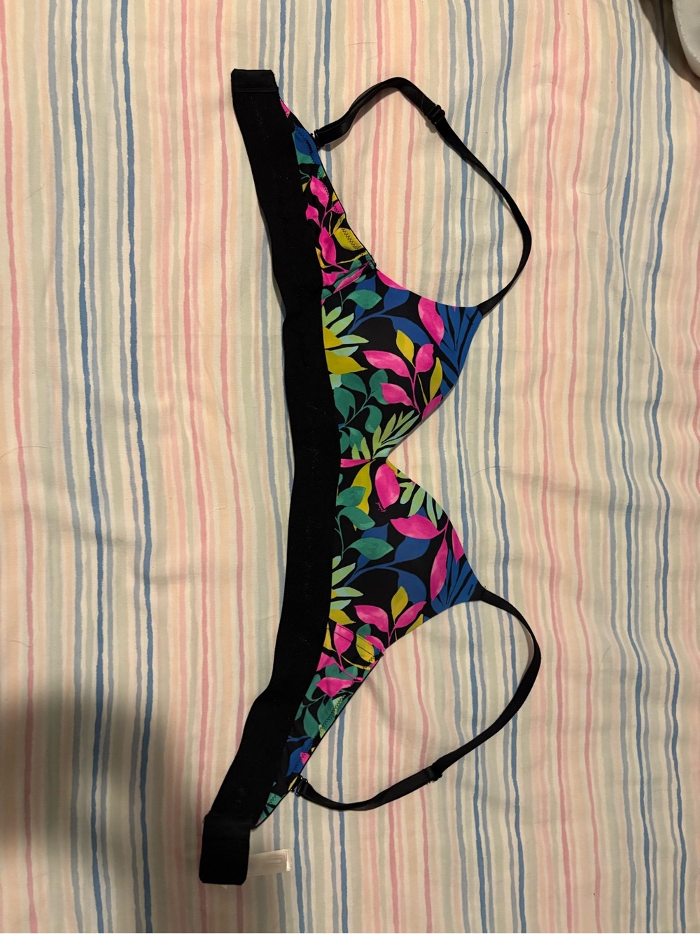 Victoria secret pink wireless bra